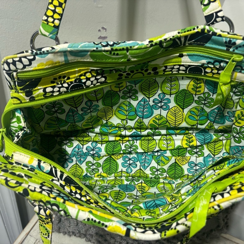 ❤️Vera Bradley Quilted Limes Up Shoulder Bag - Picture 6 of 8